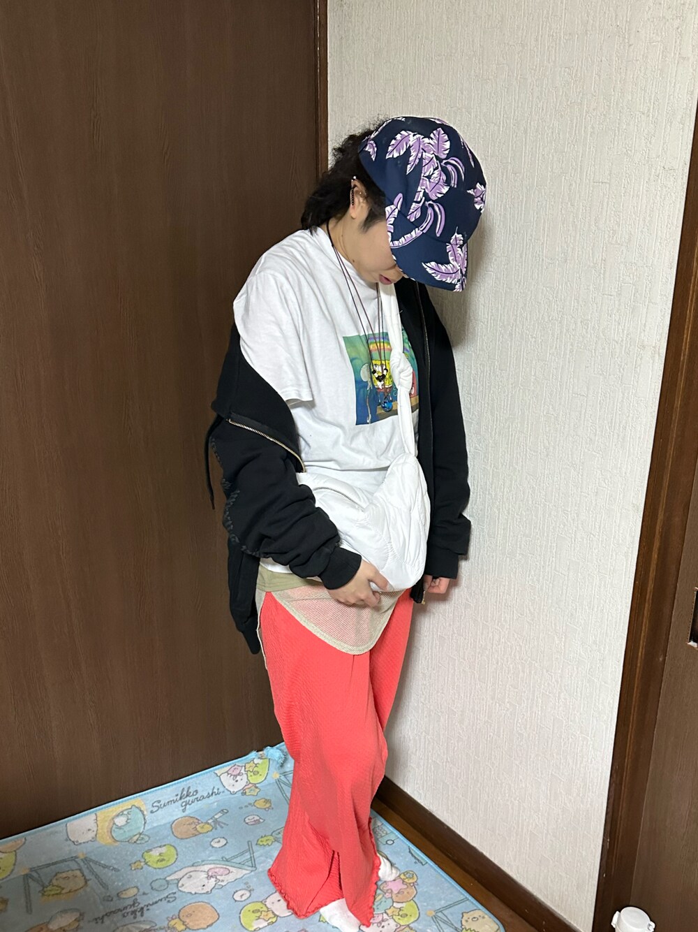 「春のNewスタイル、ラッキーカラーは白、事務の人の休日、日曜日のたつきてぃー、春たつきてぃー、4月っ、７日っ」｜「PLAZAのアイテム（Tシャツ/カットソー、ホワイト系）」を使った、🐸🐸たつきてぃー🧸さん（レディース・162cm）の春コーディネートの1枚目の写真