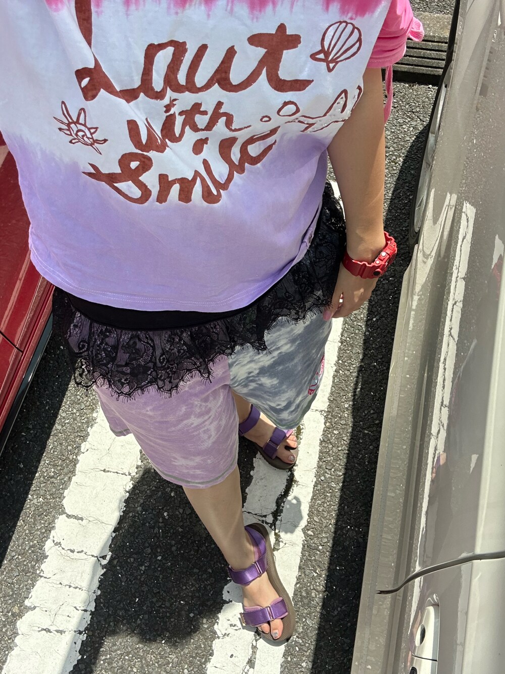 「ストリート、床屋行ってきた、ラッキーカラーはバイオレット、事務の人の休日、れんきゅー、7月っ、22日っ、夏たつきてぃー」｜「ROTEROSAのアイテム（Tシャツ/カットソー、ホワイト系）」を使った、🐸🐸たつきてぃー🧸さん（レディース・163cm）の夏コーディネートの1枚目の写真