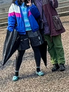 「アイテム（デジタル腕時計）」を使った、🐸🐸たつきてぃー🧸さん（レディース・162cm）の秋コーディネート