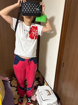 「ROTE ROSA🌺のアイテム（Tシャツ/カットソー）」を使った、🐸🐸たつきてぃー🧸さん（レディース・162cm・30代）の夏コーディネート