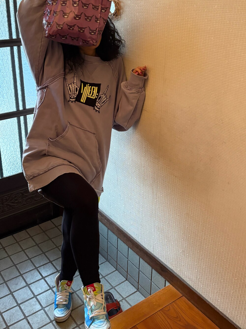 「春たつきてぃー、水曜日のたつきてぃーどうでしょう、3月っ、26日っ、ワンピース、スニーカー」｜「VANSのアイテム（スニーカー、ブルー系）」を使った、🐸🐸たつきてぃー🧸さん（レディース・163cm）の春コーディネートの1枚目の写真