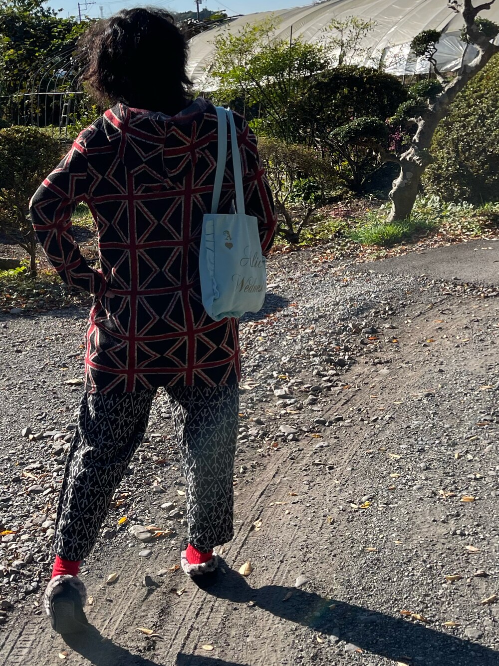 「ラッキーカラーは赤、事務の人の休日、10月っっ、29日っ、土曜日のたつきてぃー」｜「R e m i xのアイテム（ワンピース/ドレス、レッド系）」を使った、🐸🐸たつきてぃー🧸さん（レディース・162cm）の秋コーディネートの1枚目の写真