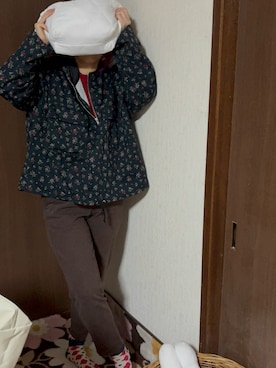 「X-girl（エックスガール）のFLORAL HALF ZIP HOODIE（ブルゾン、ブラック系）」を使った、🐸🐸たつきてぃー🧸さん（レディース・163cm）の春コーディネート