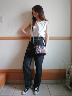 「ANYA HINDMARCH（アニヤハインドマーチ）のアイテム（バッグ）」を使った、kiさん（レディース・160cm）の夏コーディネート