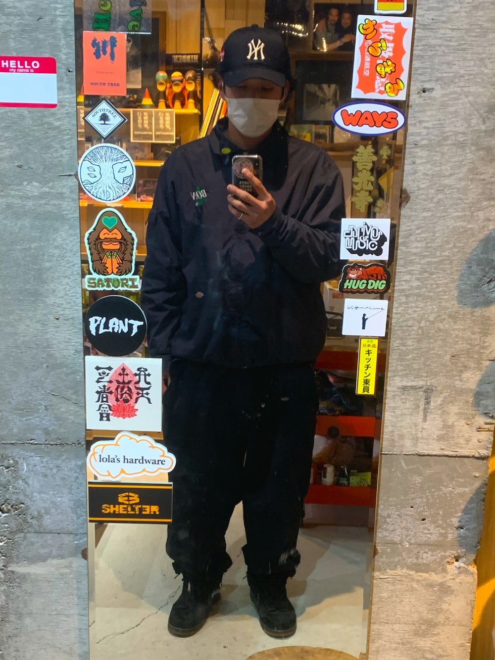 「今日のコーデ、おしゃれさんと繋がりたい、シンプル、古着、休日スタイル、skate、SK8、スケータースタイル、スケーター、street、streetstyle、ストリート、ストリートコーデ、Dickies、stylesample」｜「NEW YORK YANKEES × Budweiserのアイテム（キャップ、ブルー系）」を使った、TKKさん（メンズ・174cm）の冬コーディネートの1枚目の写真