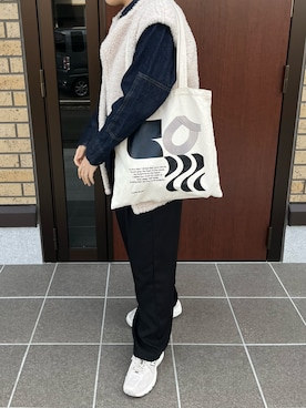 「MHL.（エムエイチエル）のアイテム（ジャケット/アウター）」を使った、momokaさん（レディース・156cm）の冬コーディネート