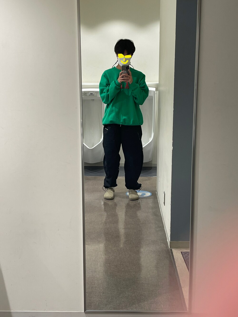 「larc、privatebrandbysfs、birkenstock、boston」｜「privatebrandbyS.F.Sのアイテム（パンツ、ブラック系）」を使った、からあげさん（メンズ・170cm）の秋コーディネートの1枚目の写真