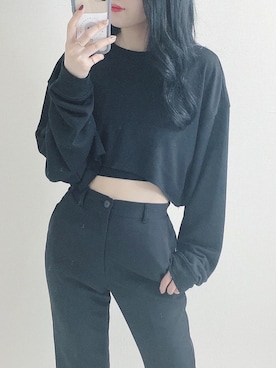 「クロップドトップス」｜「アイテム（キャミソール）」を使った、いづなさん（レディース・165cm）の秋コーディネート