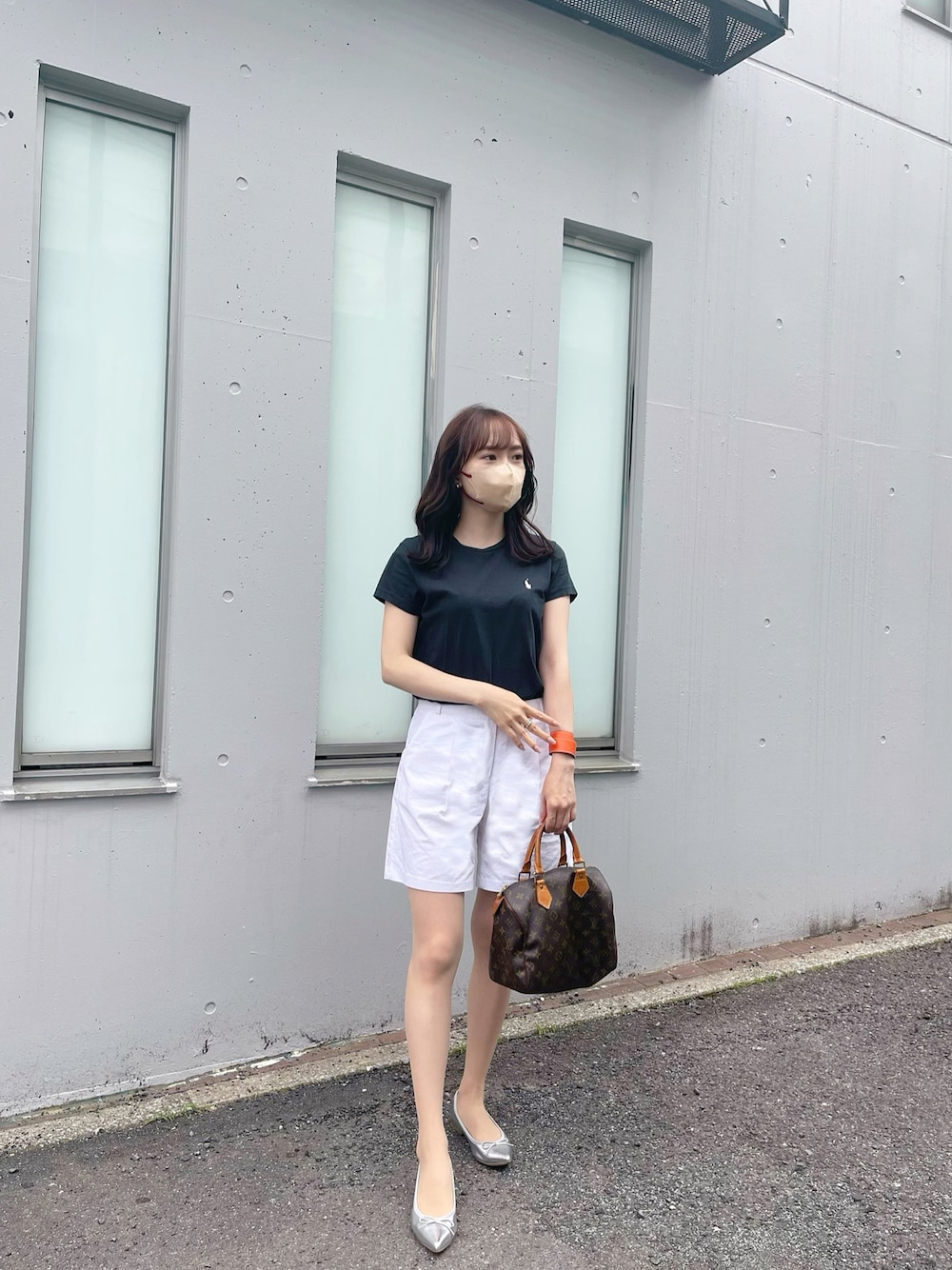 POLO RALPH LAURENのアイテムを使った「白ショートパンツ」の