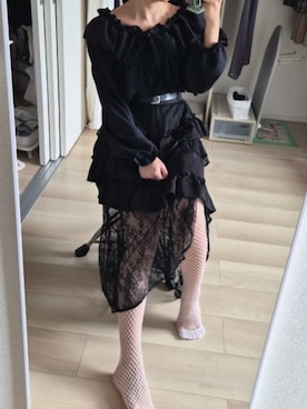 「HARE（ハレ）の【NANA×HARE】レースフリルイレヘムスカート（スカート、ブラック系）」を使った、れんさん（レディース・151cm）の秋コーディネート