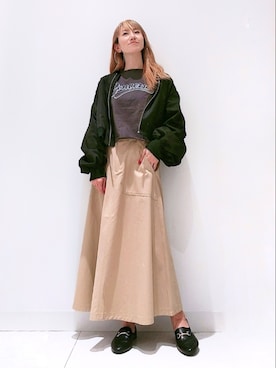 「CONVERSE（コンバース）のアイテム（Tシャツ/カットソー）」を使った、asukaさん（レディース・168cm）の冬コーディネート