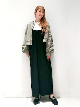 「袖ボリューム」｜「アイテム（オールインワン・サロペット）」を使った、asukaさん（レディース・168cm）の春コーディネート