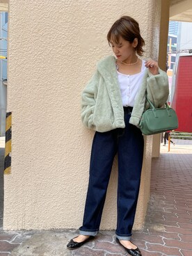 「ファーアウター」｜「アイテム（その他アウター）」を使った、てらやんさん（レディース・155cm）の秋コーディネート
