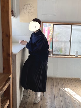 「THE RERACS（ザ・リラクス）のアイテム（トップス、ブルー系）」を使った、nantaさん（レディース・158cm）の春コーディネート