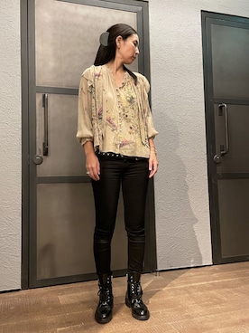 「ALLSAINTS（オールセインツ）のアイテム（パンツ）」を使った、Mayu (ALLSAINTS)さん（レディース・167cm）の夏コーディネート