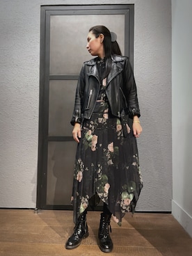 「プリーツ」｜「アイテム（ライダースジャケット）」を使った、Mayu (ALLSAINTS)さん（レディース・167cm）の冬コーディネート