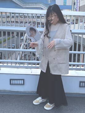 「VANS（バンズ）のアイテム（スニーカー、ベージュ系）」を使った、てぃ。さん（レディース・158cm）の春コーディネート