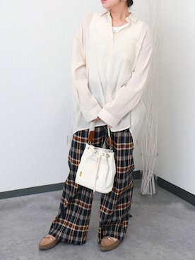 「libelle more（リベル モア）のアイテム」を使った、libelle more staffさん（レディース・154cm）の秋コーディネート