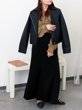 「アイテム（ライダースジャケット）」を使った、libelle more staffさん（レディース・157cm）の秋コーディネート