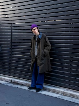 「クラークス」｜「アイテム（ステンカラーコート）」を使った、Noro Yuiさん（メンズ・176cm）の秋コーディネート