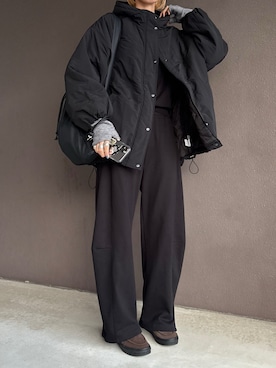 「アイテム（スウェットパンツ）」を使った、maichinさん（レディース・178cm）の冬コーディネート