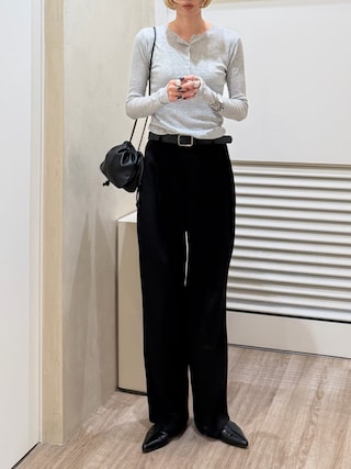 「STYLEMIXER(スタイルミキサー)のヘンリーネックシアーニット(ニット/セーター)」を使った、maichinさん(レディース・178cm)の夏コーディネート