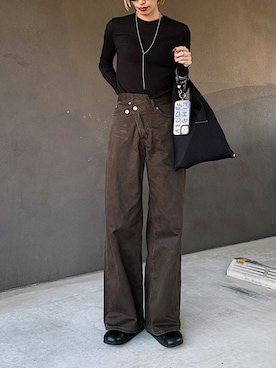 「アイテム（チノパンツ）」を使った、maichinさん（レディース・178cm）の秋コーディネート