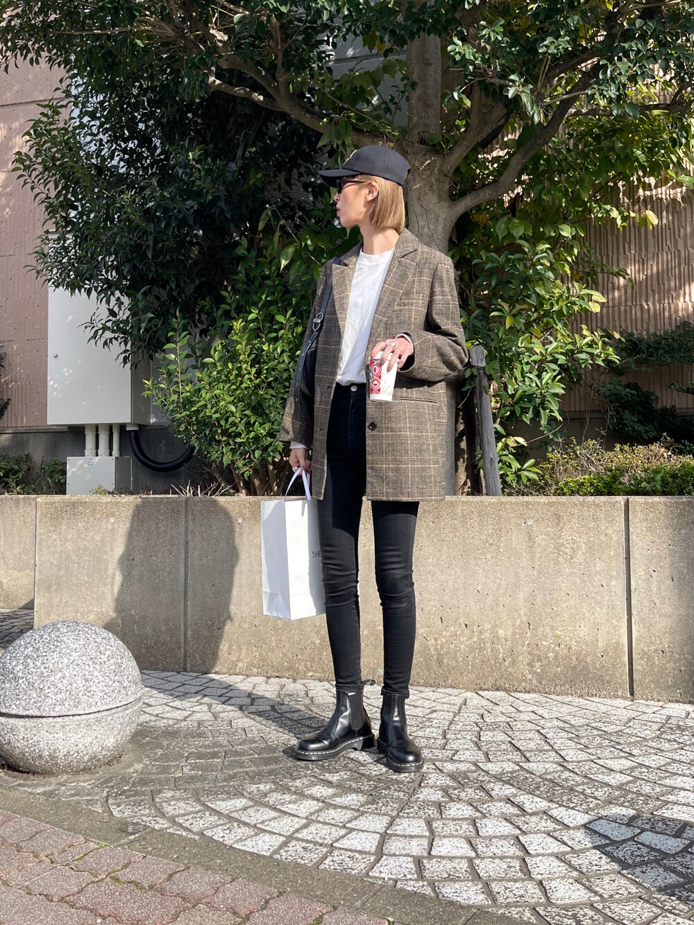 【Dr.Martens】Maybole チェルシーブーツ [コーデの主役★人気] Dr.Martens】Maybole チェルシーブーツ [コーデの主役☆人気
