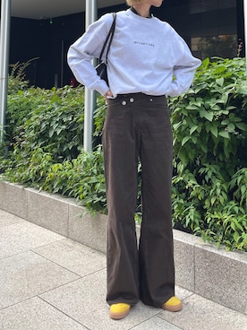 「アイテム（チノパンツ）」を使った、maichinさん（レディース・178cm）の秋コーディネート