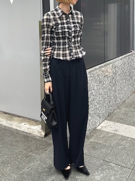 「SLY（スライ）の【2026SS新作】RANDOM SHIRRING TOPS ランダムシャーリングトップス 冬服 春服（シャツ/ブラウス、ブラック系）」を使った、maichinさん（レディース・178cm）の春コーディネート