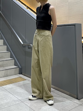 「アイテム（チノパンツ）」を使った、maichinさん（レディース・178cm）の夏コーディネート