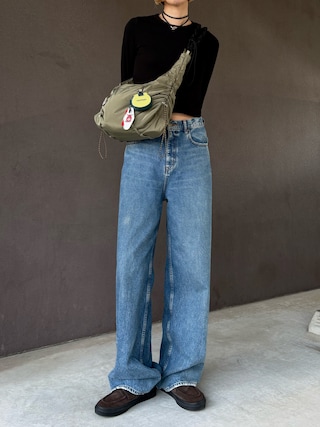 「Topologie（トポロジー）のCloud Hobo Small（クラウド ホーボー スモール）（ハンドバッグ）」を使った、maichinさん（レディース・178cm）の春コーディネート