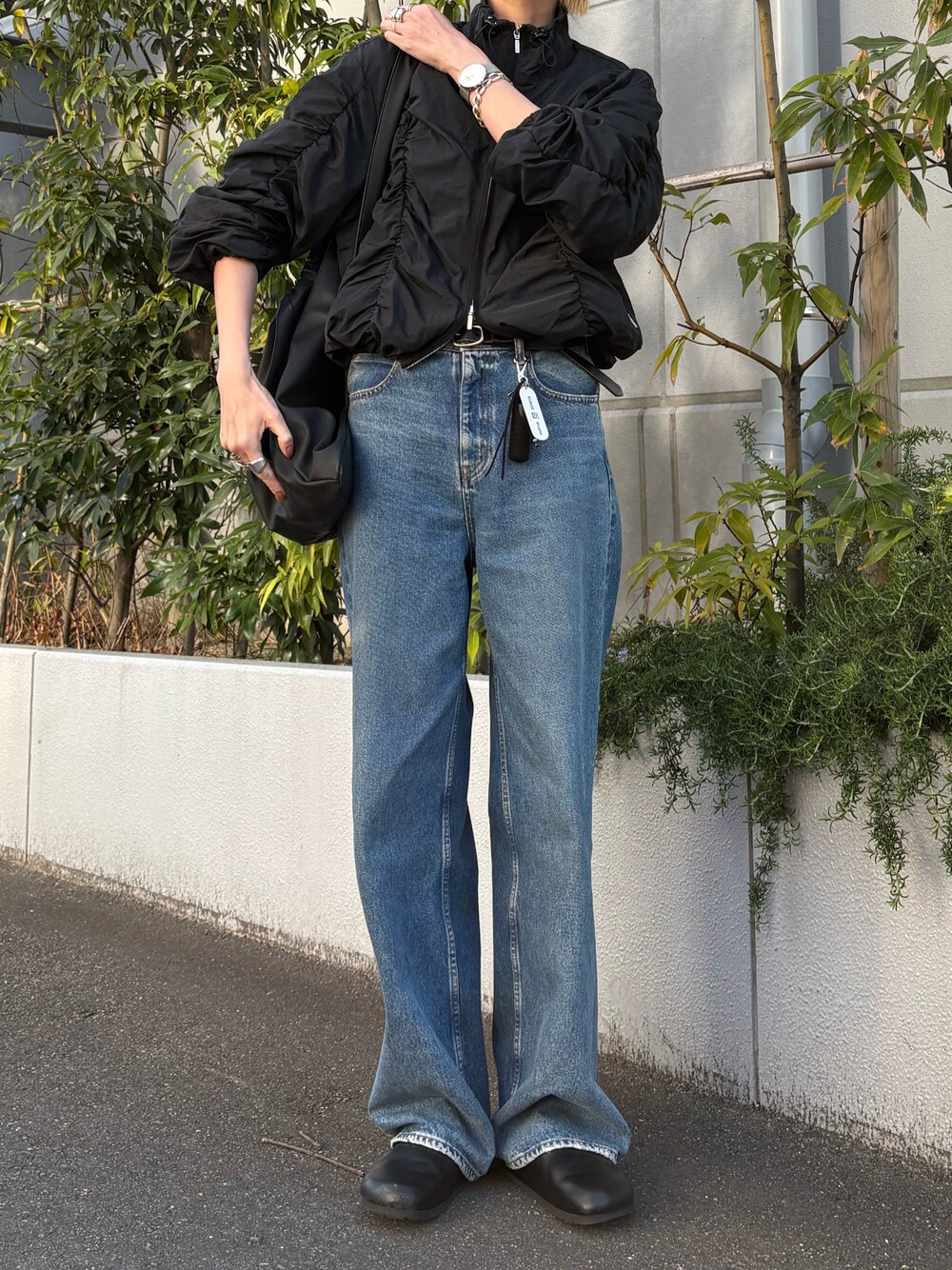 26年SS新作】SHIRRING OVER NYLON ブルゾンを使った人気ファッション