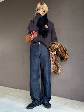 「LOEWE（ロエベ）のアイテム」を使った、maichinさん（レディース・178cm）の冬コーディネート