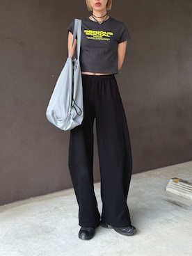 「アイテム（スウェットパンツ）」を使った、maichinさん（レディース・178cm）の秋コーディネート