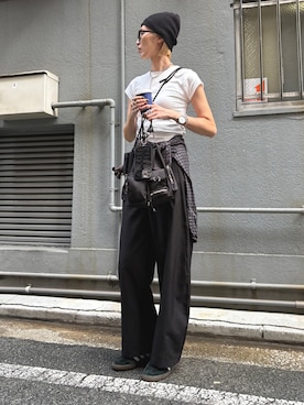 「ELLEgirl（エルガール）のボディーピアス付アウトポケット巾着バッグ（ハンドバッグ）」を使った、maichinさん（レディース・178cm）の秋コーディネート
