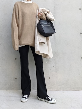 「CONVERSE（コンバース）のconverse コンバース ALL STAR 100 COLORS OX オールスター 100 カラーズ オックス 32861791 BLACK（スニーカー）」を使った、maichinさん（レディース・178cm）の冬コーディネート