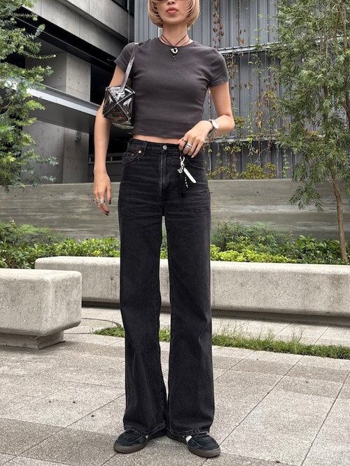 「Levi's(リーバイス)のLevi's/リーバイス 飯豊まりえ別注 RIBCAGE WIDE LEG IM ブラック(デニムパンツ)」を使った、maichinさん(レディース・178cm)の夏コーディネート