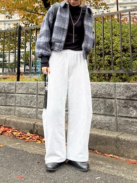 「アイテム（スウェットパンツ）」を使った、maichinさん（レディース・178cm）の秋コーディネート