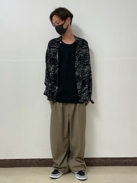 「DANKE SCHON（ダンケシェーン）のアイテム（スラックス）」を使った、Junya Kasugaさん（メンズ・170cm）の夏コーディネート