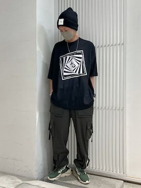 「Y-3（ワイスリー）のアイテム（トップス）」を使った、Junya Kasugaさん（メンズ・170cm）の夏コーディネート