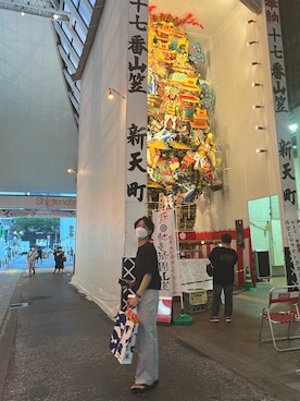 「SENSE OF PLACE by URBAN RESEARCH（センスオブプレイスバイアーバンリサーチ）の『セットアップ対応』 センタープレスストレートパンツ（スラックス、ベージュ系）」を使った、hayatoさん（メンズ・170cm）の夏コーディネート