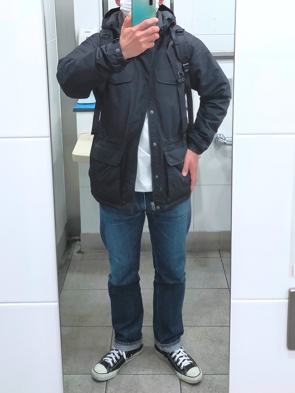 「orSlowの【orSlow】IVY FIT DENIM107 ONEWASH / MEN（デニムパンツ、ブルー系）」を使った、のぶろうさん（メンズ・170cm）の冬コーディネートの1枚目の写真