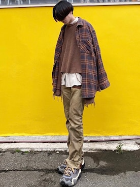 「ISAMU KATAYAMA BACKLASH（イサムカタヤマバックラッシュ）のアイテム（カーゴパンツ）」を使った、naoさん（メンズ・180cm）の春コーディネート