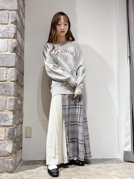 「ロゴニット」｜「アイテム（パンプス）」を使った、やぎみさきさん（レディース・152cm）の冬コーディネート