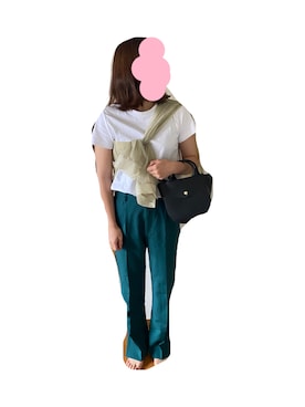 「INGNI（イング）のセミフレアセンタープレスパンツ（その他パンツ）」を使った、あさん（レディース・160cm）の秋コーディネート