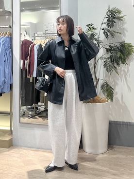 「アイテム（カバーオール）」を使った、SAKOさん（レディース・160cm）の秋コーディネート