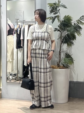 「LOWRYS FARM（ローリーズファーム）のソフリネンビスチェ 619278（その他トップス、ベージュ系）」を使った、SAKOさん（レディース・160cm）の春コーディネート