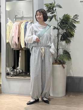 「LOWRYS FARM（ローリーズファーム）のＵＳＥＦＵＬシアープルオーバー　580950（Tシャツ/カットソー、ホワイト系）」を使った、SAKOさん（レディース・160cm）の春コーディネート