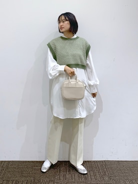 「アイテム（バレエシューズ）」を使った、SAKOさん（レディース・160cm）の秋コーディネート